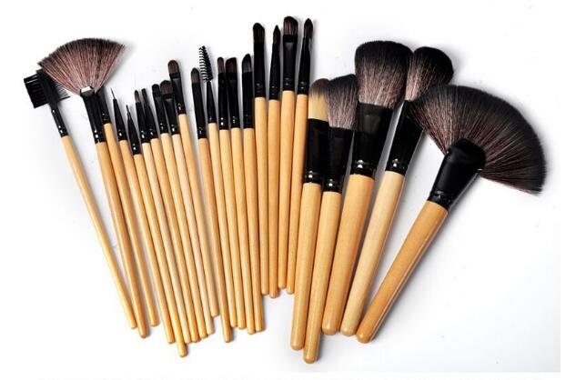 Gift Bag Of 24 Pcs Makeup Brush Sets Professional Cosmetics Brushes Eyebrow Powder Foundat